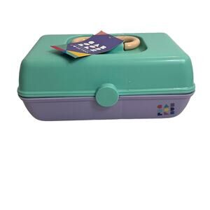 NWT Caboodles Pretty in Petite Green/ Lavender Comapact Carrying Case